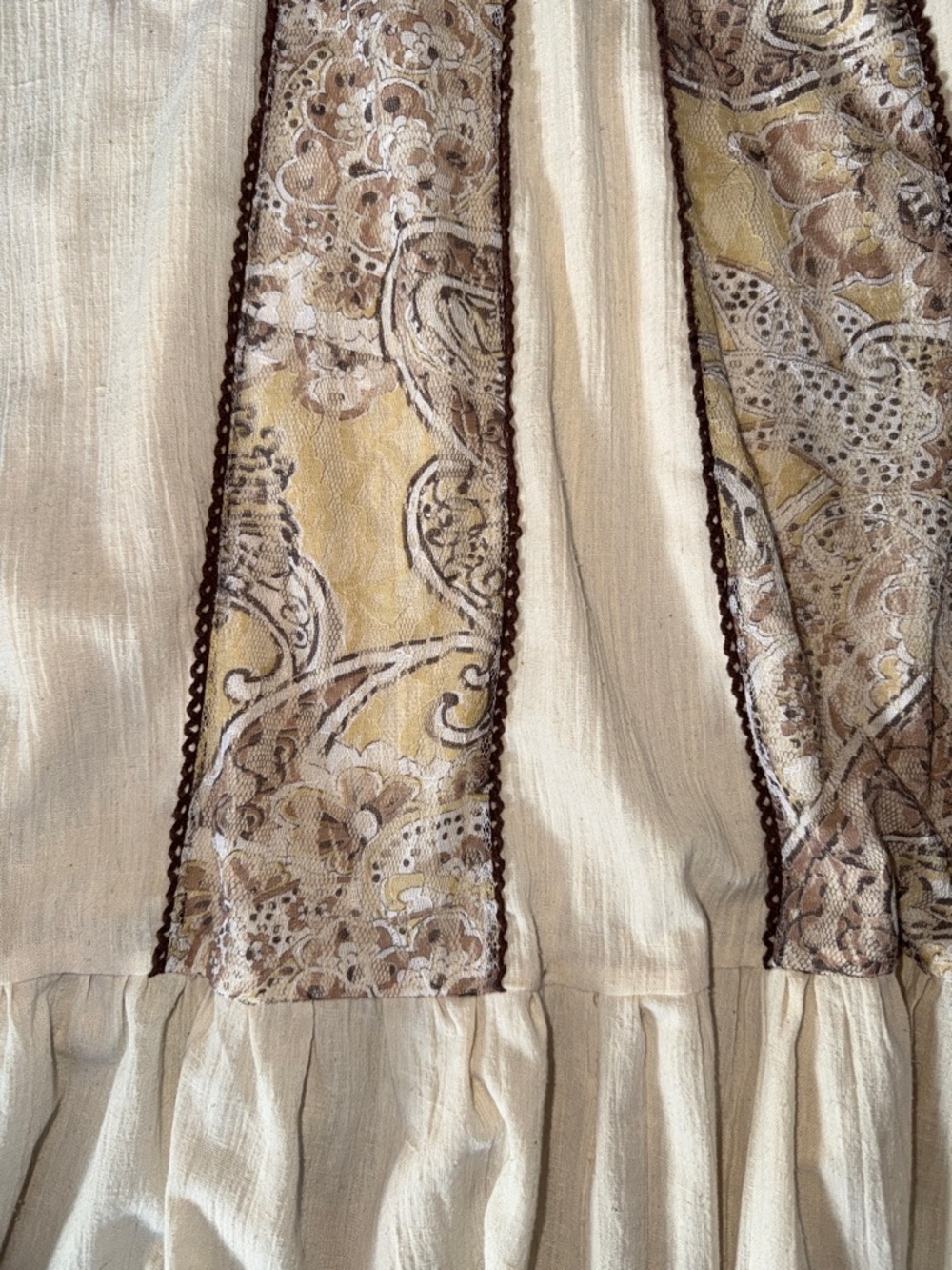 Vintage Gunne Sax Boho Cream Maxi Dress with Paisley Trim // size 6 or 8 Prairie - Picture 2 of 6